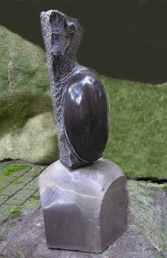 N.T. - 2008 - sculpture: black marble, socle: Vinalmont bluestone - 86:34:30 cm
